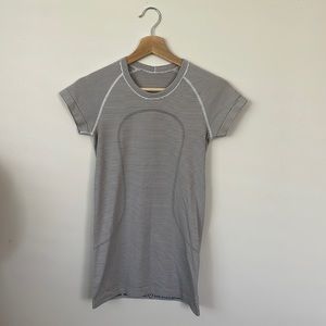 Lululemon Swiftly Tech Short Sleeve